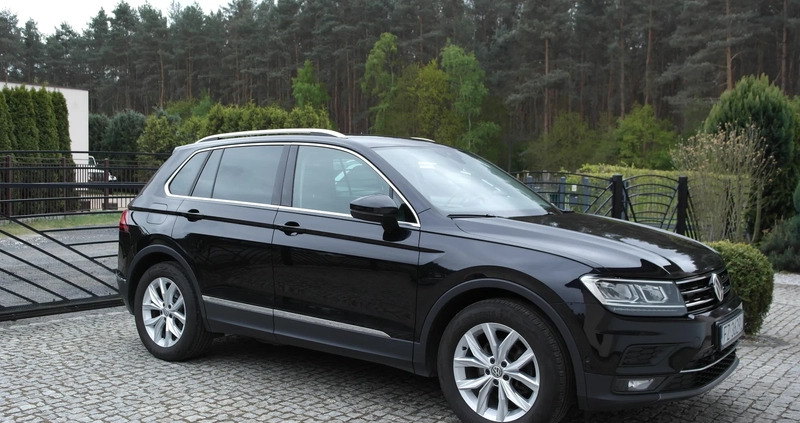 Volkswagen Tiguan cena 97900 przebieg: 164600, rok produkcji 2020 z Góra małe 254